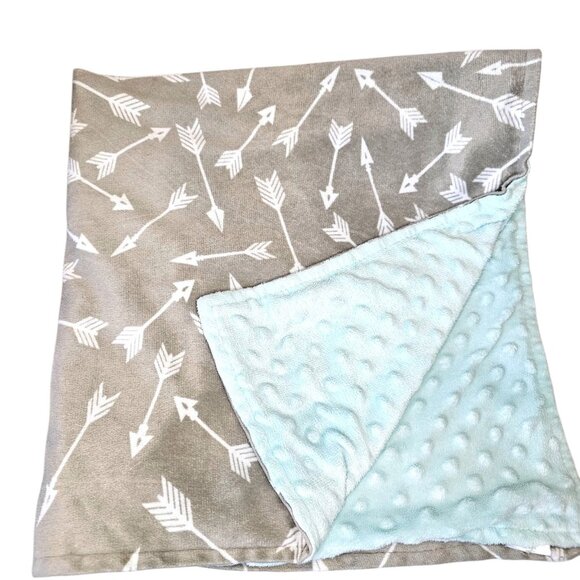 Hobby Lobby Creations By Grace BABY BLANKET Gray Arrows Minky Back Light Blue - Picture 7 of 7